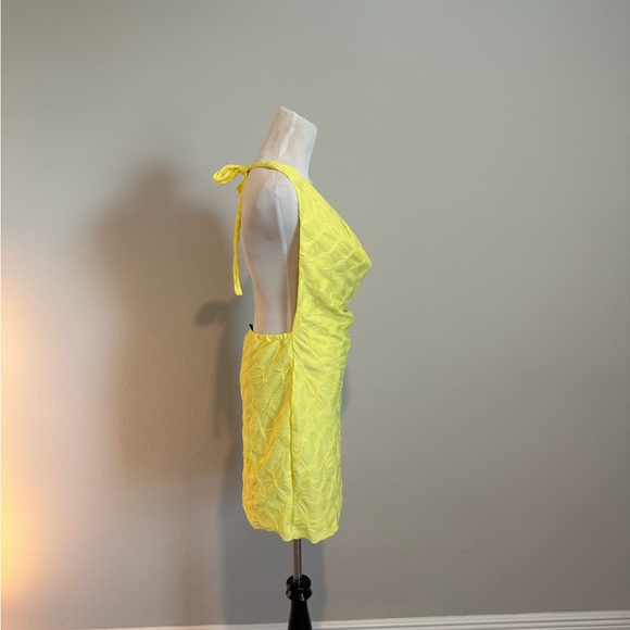 Forever 21 Elegant Yellow halter Dress (size L) - Picture 2 of 4